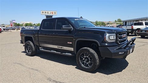 Used 2018 GMC Sierra 1500 SLT image 2