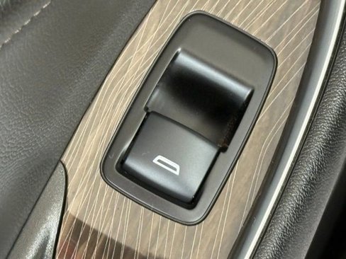 Used 2024 Chevrolet Malibu LT image 24