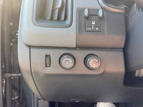 Used 2017 Chevrolet Colorado Z71 image 27