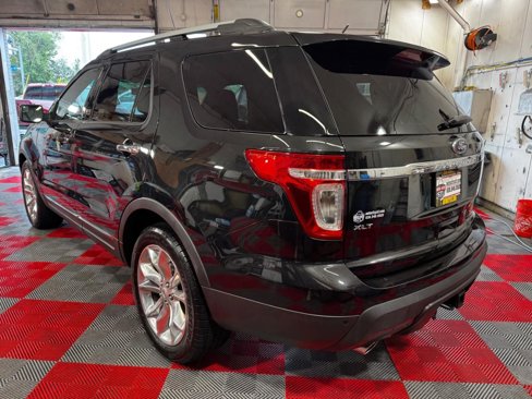 Used 2015 Ford Explorer XLT w/ Equipment Group 202A image 5