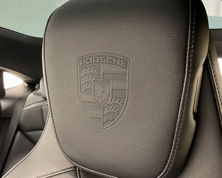 Used 2023 Porsche Taycan image 17