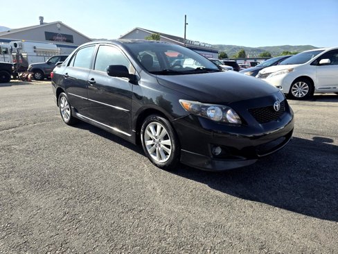 Used 2010 Toyota Corolla image 1