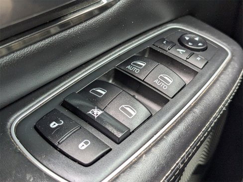 Used 2020 RAM 1500 Limited image 21