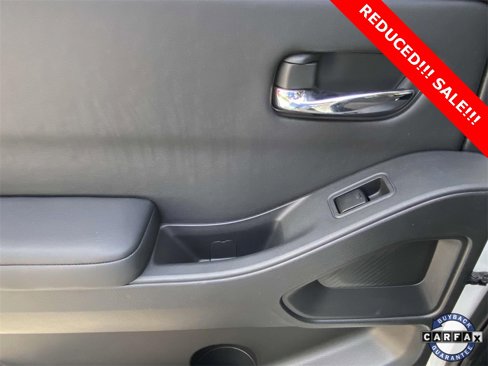 Used 2022 Nissan Frontier SV image 14