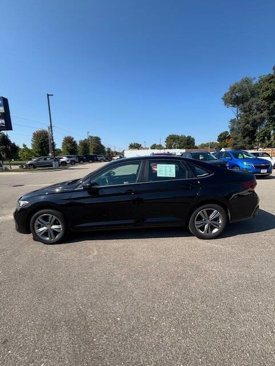 Used 2024 Volkswagen Jetta SE image 5