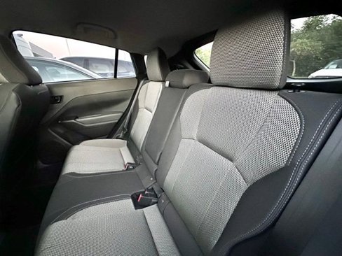 Used 2024 Subaru Crosstrek 2.0i Premium image 25