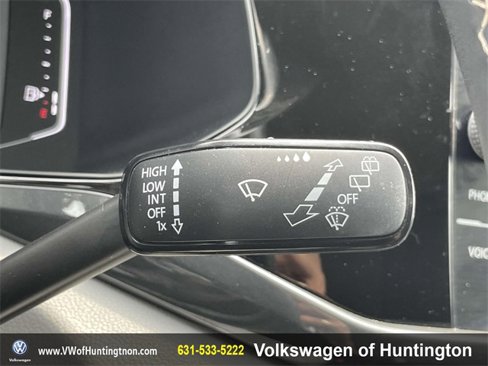 Used 2022 Volkswagen Taos SEL image 21