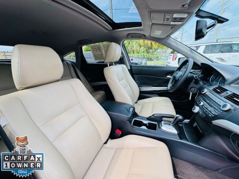 Used 2014 Honda Crosstour EX image 17