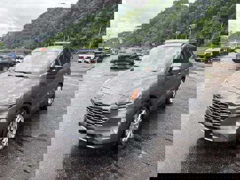 Used 2021 Ford Escape Titanium w/ Titanium Elite Package image 3