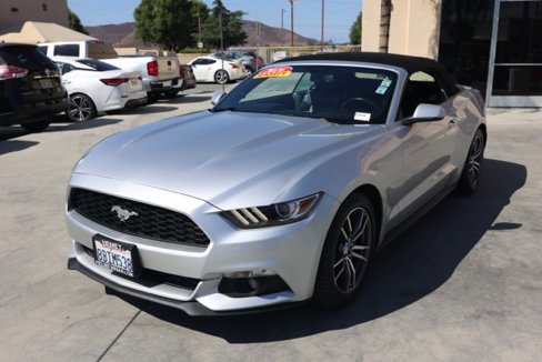 Used 2016 Ford Mustang Premium image 8