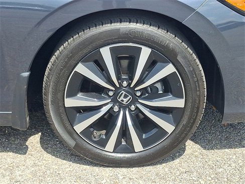 Used 2024 Honda Civic EX-L image 8