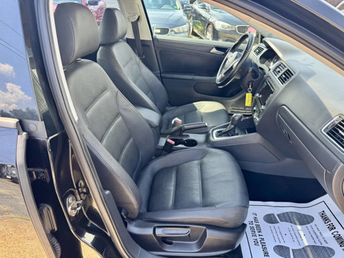 Used 2012 Volkswagen Jetta SE image 12