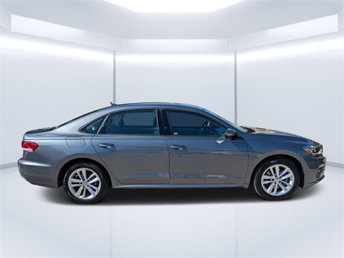 Used 2020 Volkswagen Passat 2.0T S image 2
