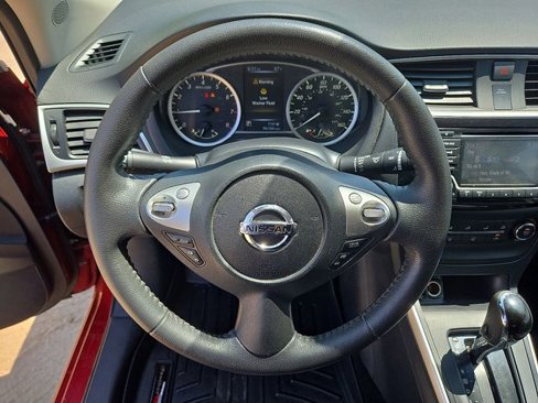 Used 2016 Nissan Sentra SV image 22
