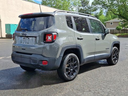 Used 2019 Jeep Renegade Altitude w/ Quick Order Package 2XM image 11