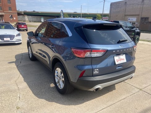 Used 2020 Ford Escape SE image 5