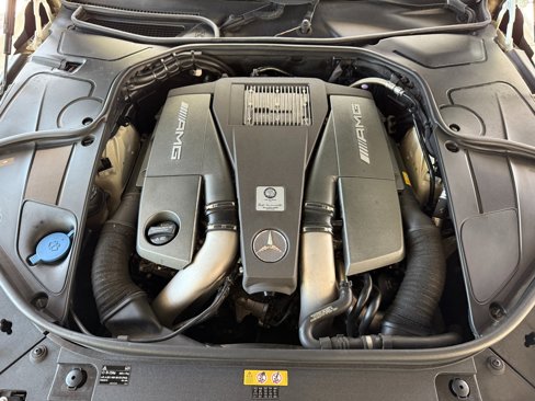 Used 2015 Mercedes-Benz S 63 AMG 4MATIC Coupe image 40
