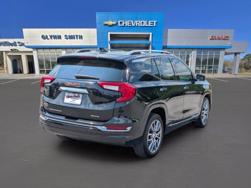 Used 2022 GMC Terrain Denali w/ LPO, Cargo Package image 5