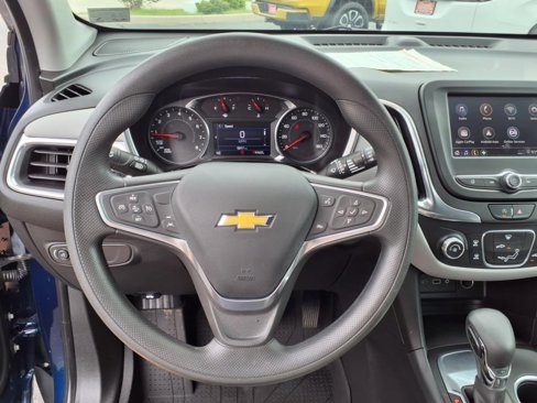 Used 2022 Chevrolet Equinox LS w/ LS Convenience Package image 22