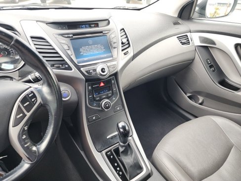 Used 2015 Hyundai Elantra Limited w/ Option Group 05 image 27