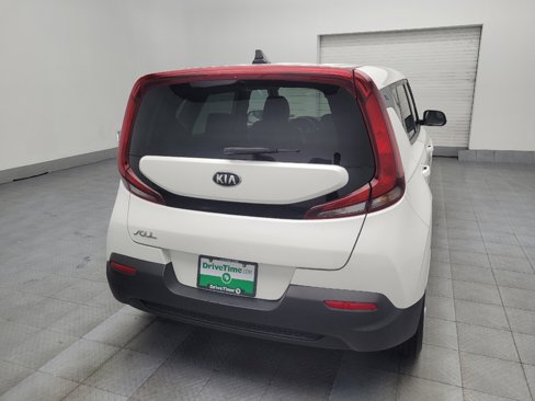 Used 2020 Kia Soul LX image 7