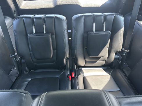 Used 2017 Ford Explorer Limited image 14