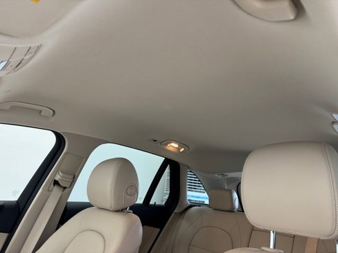 Certified 2022 Mercedes-Benz GLC 300 image 5