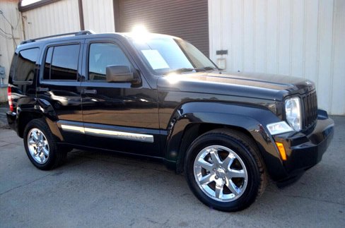 Used 2012 Jeep Liberty Sport image 12