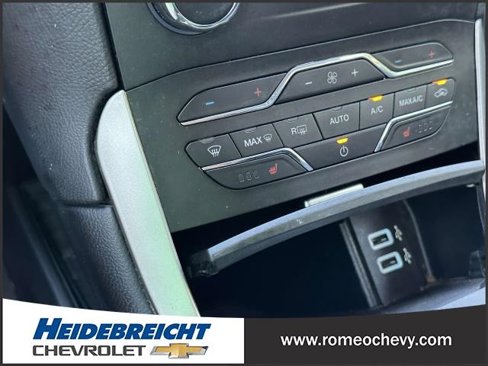 Used 2018 Ford Edge SEL w/ Equipment Group 201A image 28
