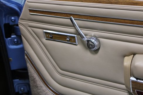 Used 1991 Jeep Grand Wagoneer image 57