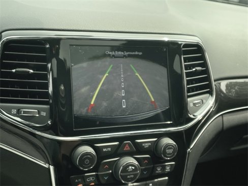 Used 2021 Jeep Grand Cherokee Trailhawk image 15