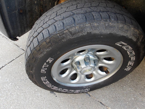 Used 2010 Chevrolet Silverado 1500 W/T image 38