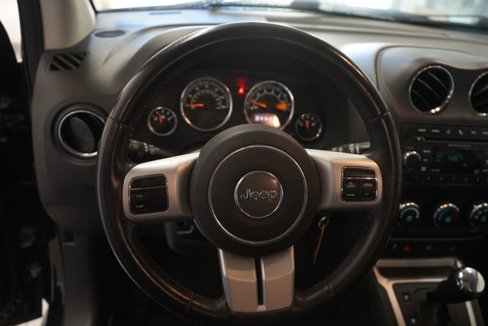Used 2015 Jeep Compass High Altitude image 21