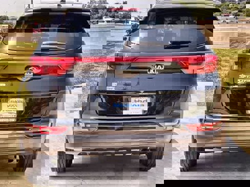 Used 2019 Kia Sportage LX image 6
