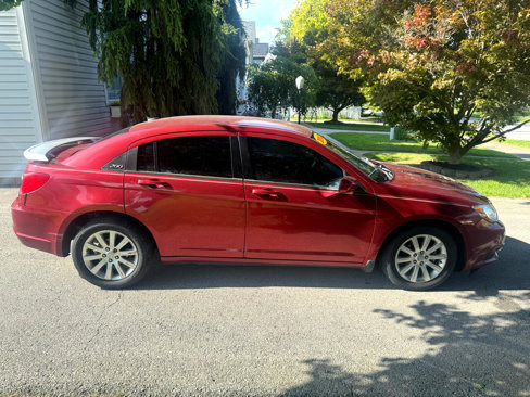 Used 2012 Chrysler 200 Touring image 8