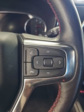 Used 2022 Chevrolet Blazer RS w/ Enhanced Convenience Package image 16