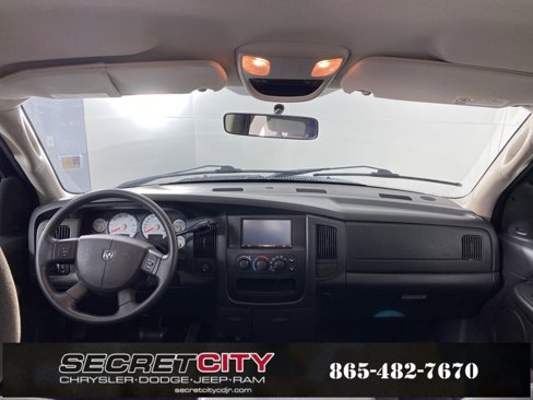 Used 2004 Dodge Ram 1500 Truck SLT image 12