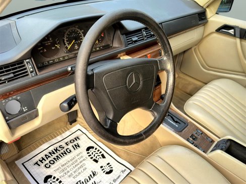 Used 1992 Mercedes-Benz 300 E 2.6 image 30