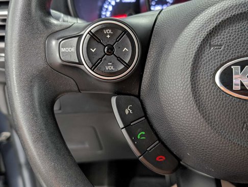 Used 2015 Kia Soul + image 31