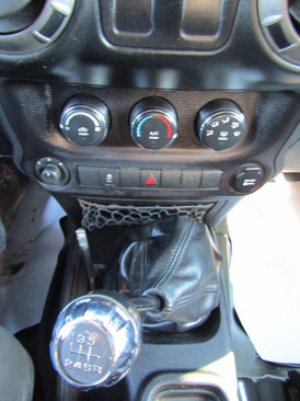Used 2015 Jeep Wrangler Sport image 13