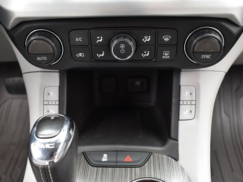Used 2019 GMC Acadia SLT image 34