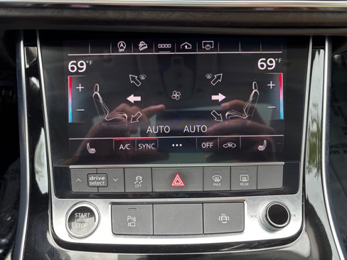 Certified 2023 Audi Q8 Premium w/ Convenience Package image 18