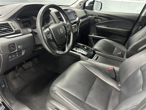 Used 2016 Honda Pilot Touring image 2