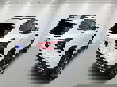 Certified 2024 Chevrolet Trax LT w/ LT Convenience Package image 6