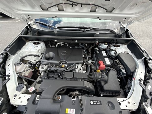 Used 2019 Toyota RAV4 LE image 31