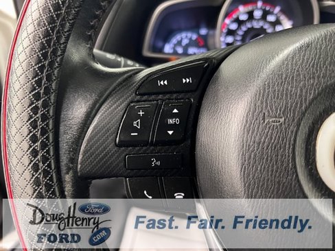 Used 2016 MAZDA MAZDA3 i Touring image 46