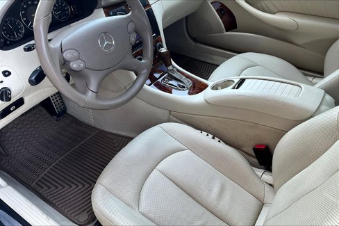 Used 2007 Mercedes-Benz CLK 550 Coupe image 14