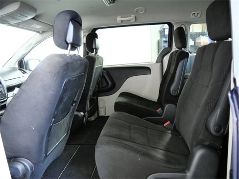 Used 2012 Dodge Grand Caravan SE image 13