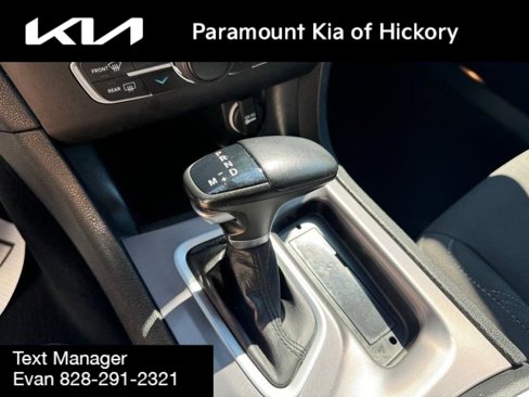Used 2023 Dodge Charger SXT image 12