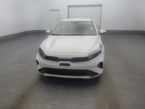 Used 2023 Kia Forte LXS image 15